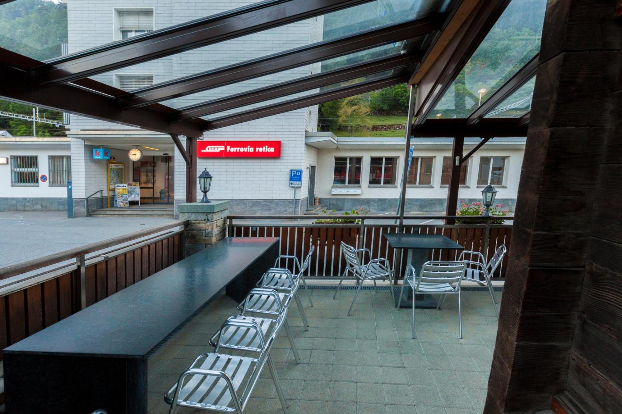 Ristorante Pensione Chalet Stazione Поск'яво Екстер'єр фото
