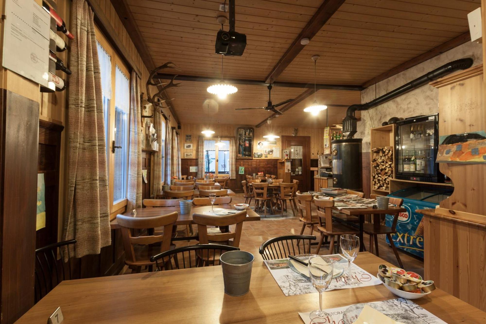 Ristorante Pensione Chalet Stazione Поск'яво Екстер'єр фото